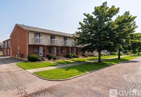 104 Mcmillen Ave 3 Beds Apartment for Rent