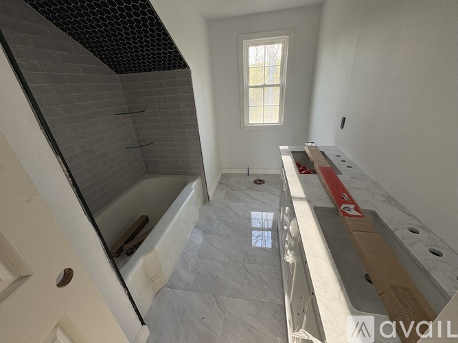859 Main Street 2 Beds Single Family Home for Rent - Photo gallery 3