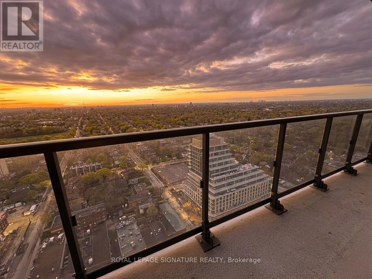 3407 - 18 ERSKINE AVENUE 3 Beds Apartment, Condo, Home for Rent - Photo gallery 2