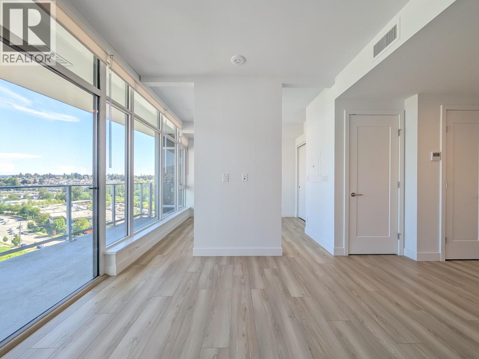 1305 2381 BETA AVENUE 1 Apartment, Home for Rent - Photo gallery 4