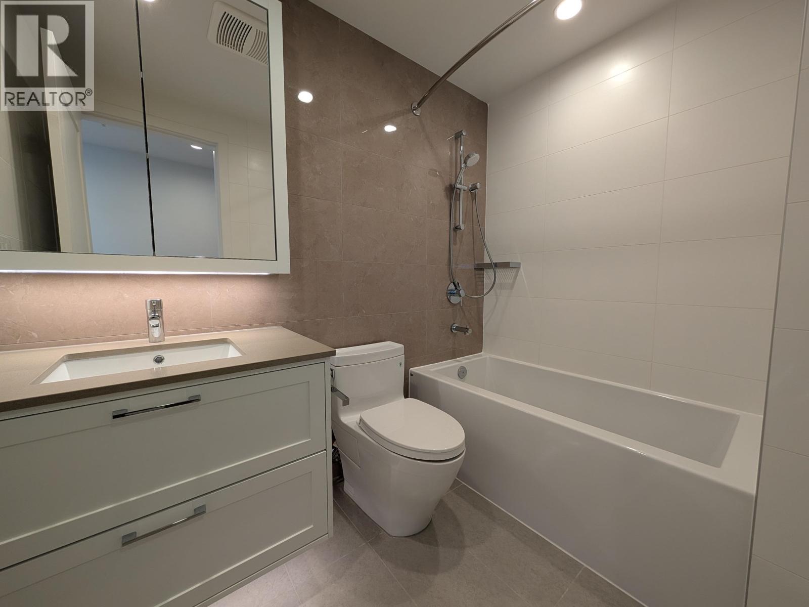 1305 2381 BETA AVENUE 1 Apartment, Home for Rent - Photo gallery 5