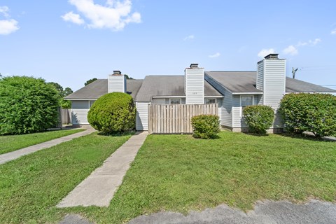 126 Witten Cir B 2 Beds Apartment for Rent