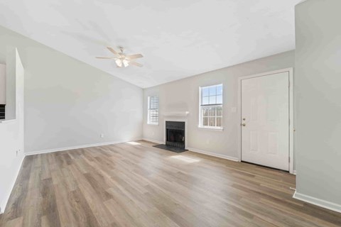 126 Witten Cir B 2 Beds Apartment for Rent