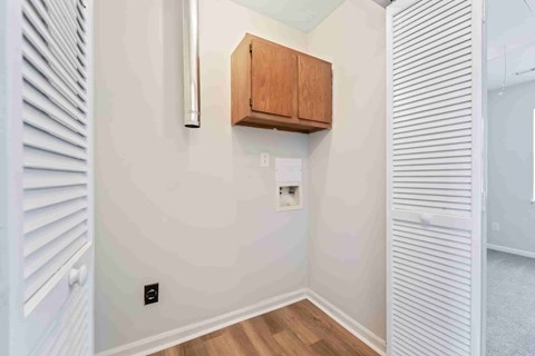 126 Witten Cir B 2 Beds Apartment for Rent
