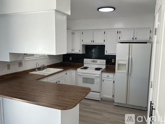 65 San Juan Court 4 Beds Townhouse for Rent - Photo gallery 2