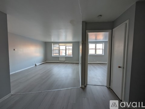 194 Washington Street 1 Apartment for Rent