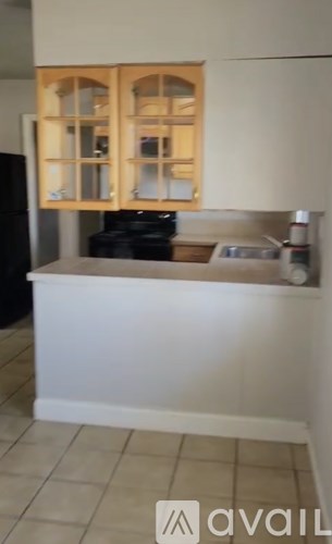20 Mosshill Ln 4 Beds Apartment for Rent