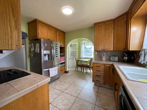 701 N. 6TH AVENUE 3 Beds Apartment for Rent