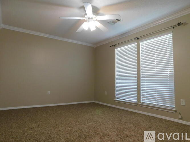 526 Tikell Drive 3 Beds Single Family Home for Rent - Photo gallery 5