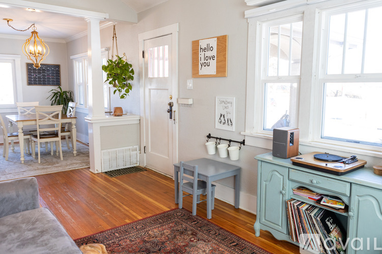 2103 South Clarkson Street 3 Beds Single Family Home for Rent - Photo gallery 5