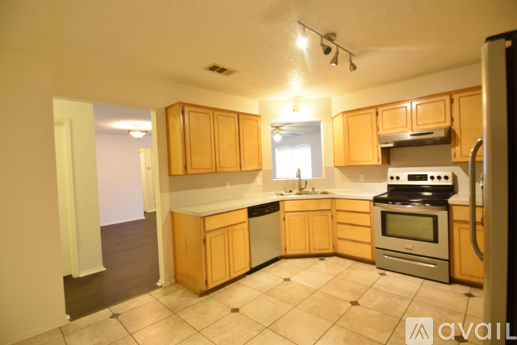 4406 Waterproof Dr 4 Beds Single Family Home for Rent - Photo gallery 5