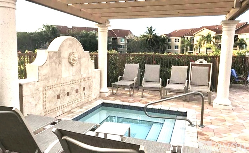 919 Villa Circle 1 Single Family Home for Rent - Photo gallery 2
