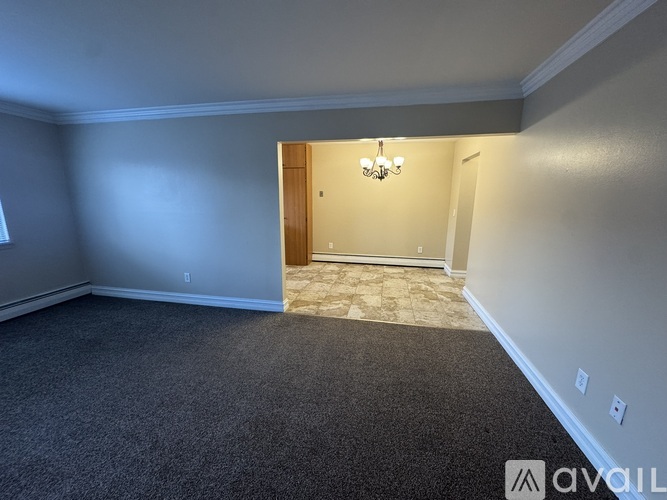 421 Parkdale Avenue 1 Apartment for Rent - Photo gallery 5