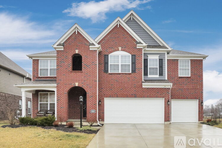 694 Dewmar Drive 5 Beds Single Family Home for Rent - Photo gallery 1