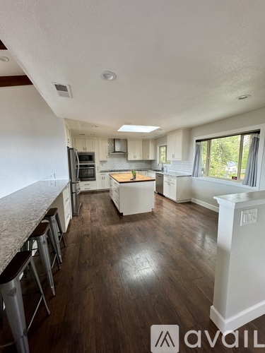 15329 Forest Ranch Way 4 Beds Single Family Home for Rent - Photo gallery 3