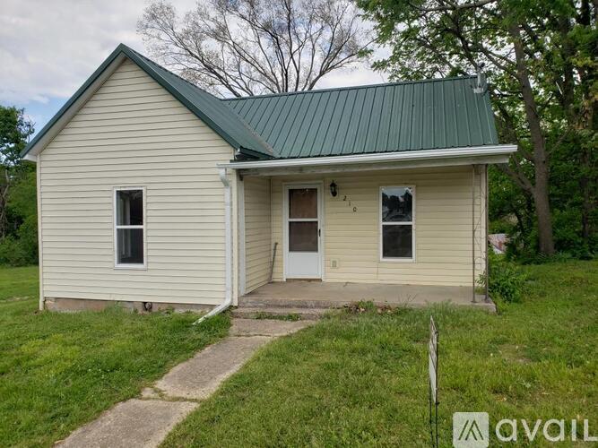 210 W Marion St 3 Beds Single Family Home for Rent - Photo gallery 1