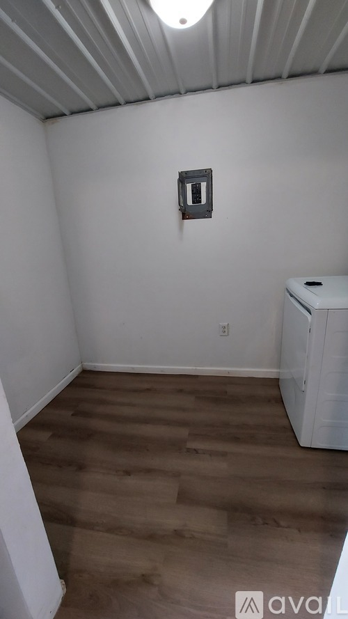 210 W Marion St 3 Beds Single Family Home for Rent - Photo gallery 2