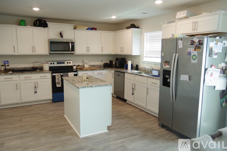 457 Delahays Rd 3 Beds Single Family Home for Rent - Photo gallery 3