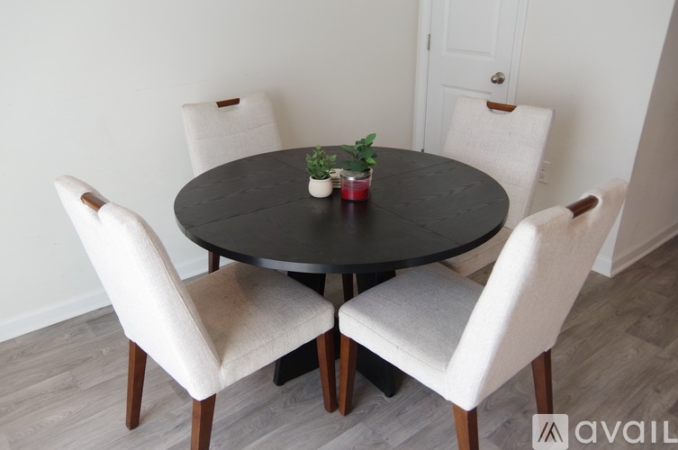 457 Delahays Rd 3 Beds Single Family Home for Rent - Photo gallery 4