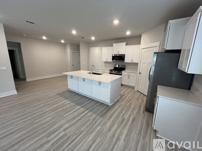 5821 Dove Nest Rd 5 Beds Single Family Home for Rent - Photo gallery 3