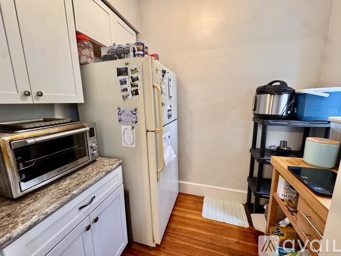 43 Woodlawn St 1 Apartment for Rent - Photo gallery 2