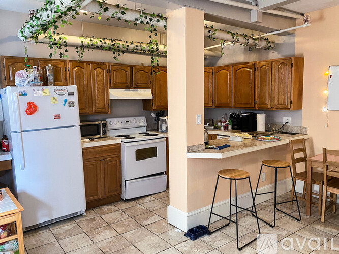 1056 Commonwealth Avenue 5 Beds Apartment for Rent - Photo gallery 5