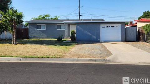 135 Beverly Dr 3 Beds Apartment for Rent