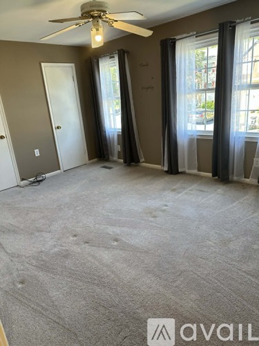 2913 Seminole Road 3 Beds Townhouse for Rent - Photo gallery 4
