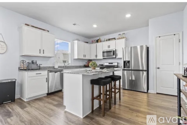 5001 Sweet Birch Lane 3 Beds Single Family Home for Rent - Photo gallery 4