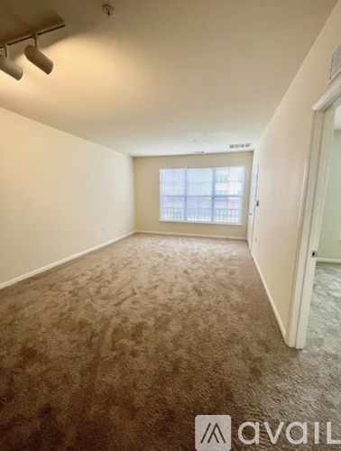 400 Blake St 2 Beds Apartment for Rent - Photo gallery 1
