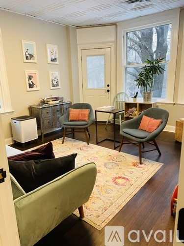 493 Whitney Ave 2 Beds Apartment for Rent - Photo gallery 1