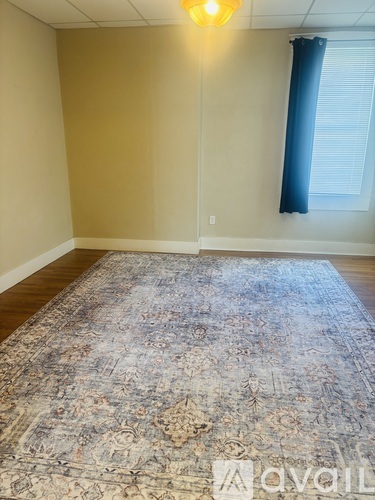 654 Oak Street 2 Beds Apartment for Rent - Photo gallery 4