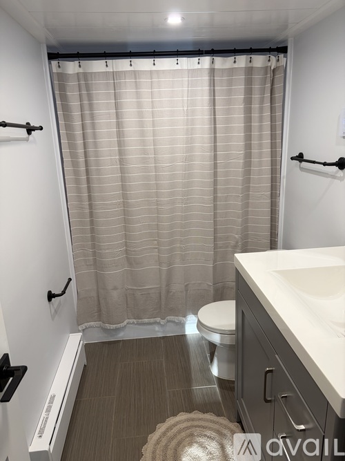 30 Pinecrest Avenue 1 Single Family Home for Rent - Photo gallery 2