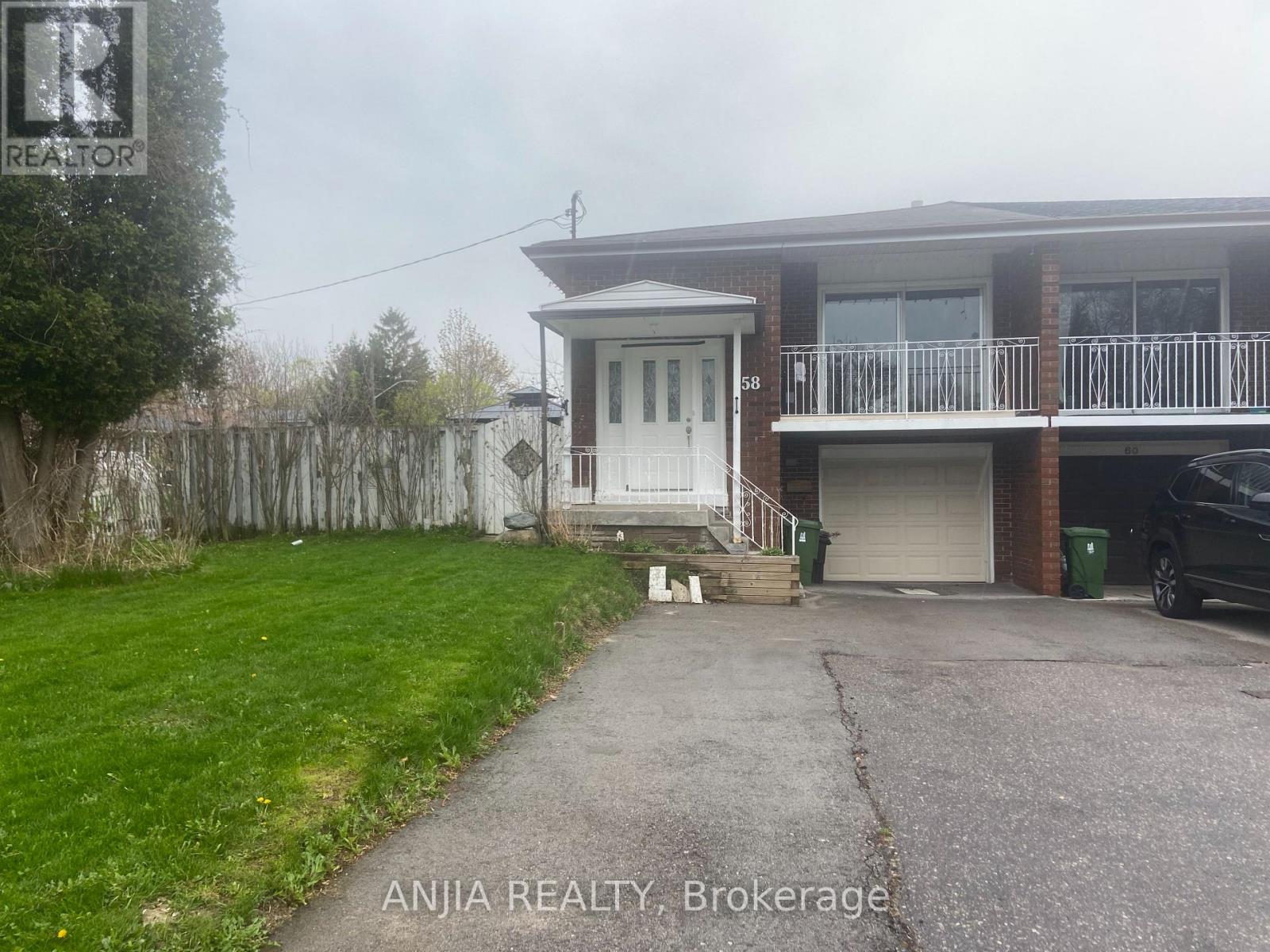 MAIN#2 - 58 KITCHENER ROAD 1 House for Rent - Photo gallery 1
