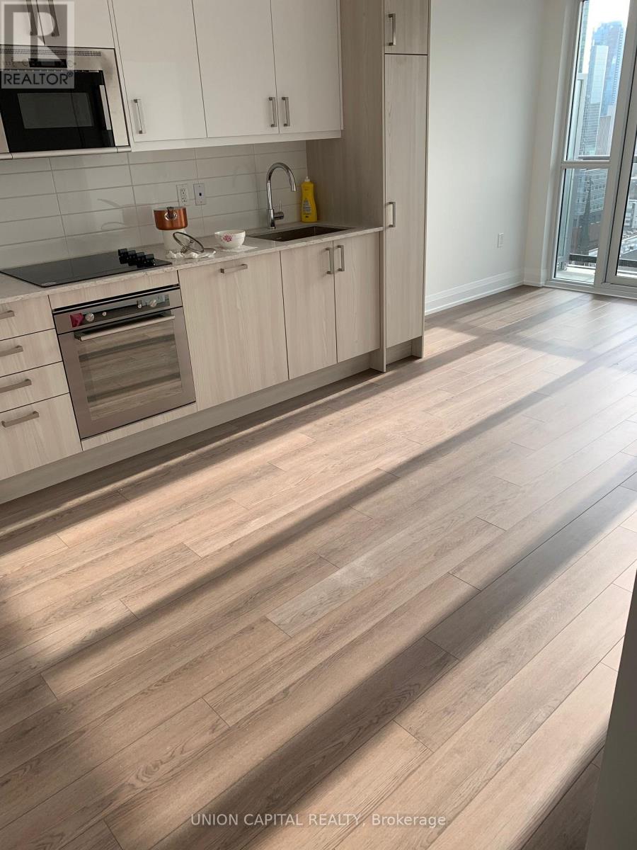 3307 - 77 MUTUAL STREET 1 Apartment, Condo, Home for Rent - Photo gallery 3
