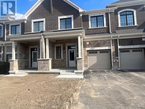 44 FOXLEY HEIGHTS 3 Beds Apartment for Rent