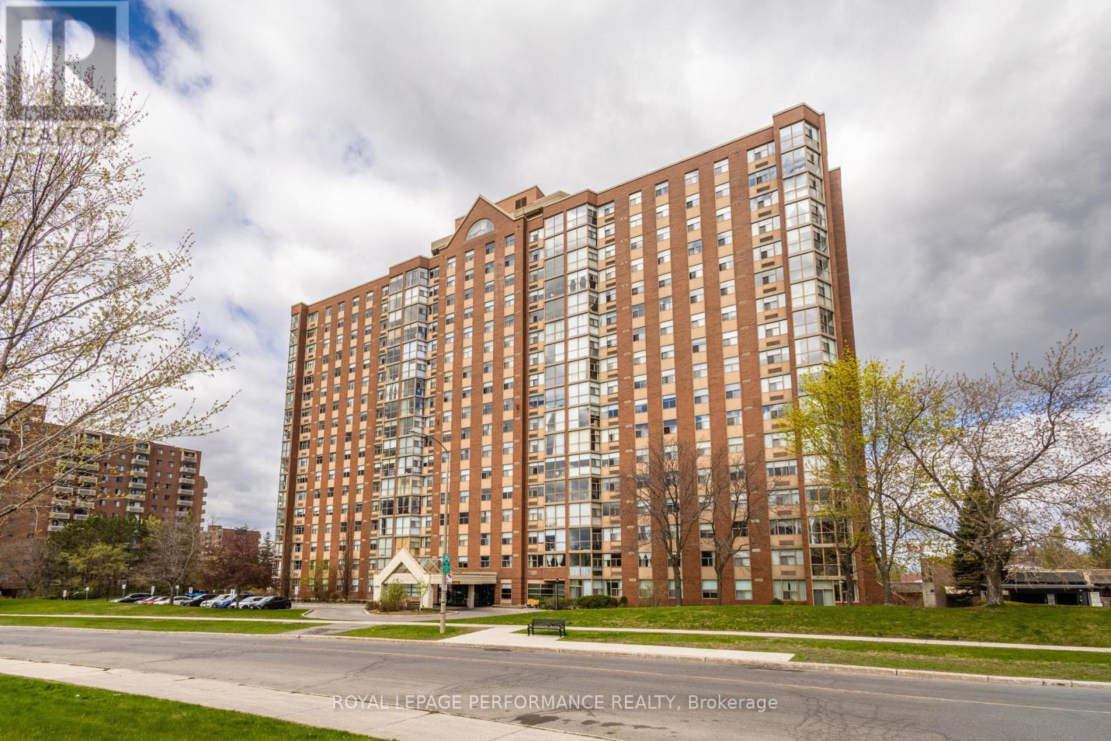 1606 - 2760 CAROUSEL CRESCENT 2 Beds Apartment, Condo, Home for Rent - Photo gallery 1