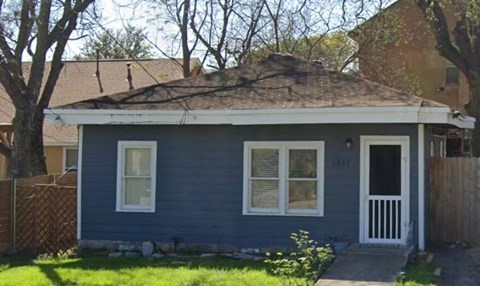 1305 Bob Harrison St. 2 Beds Apartment for Rent