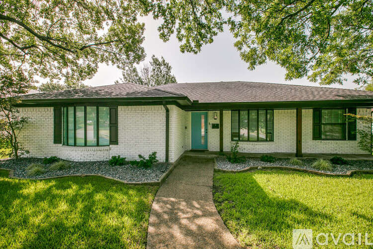 6724 East Mockingbird Lane 3 Beds Single Family Home for Rent - Photo gallery 2