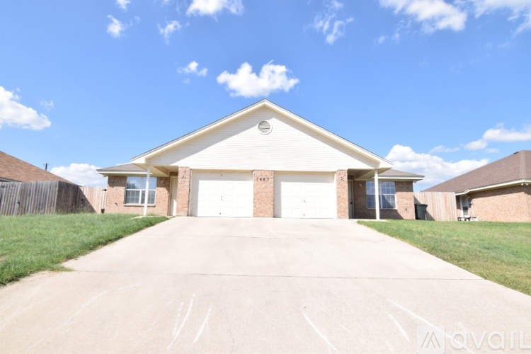 1407 Pima Trail 3 Beds Apartment for Rent - Photo gallery 1