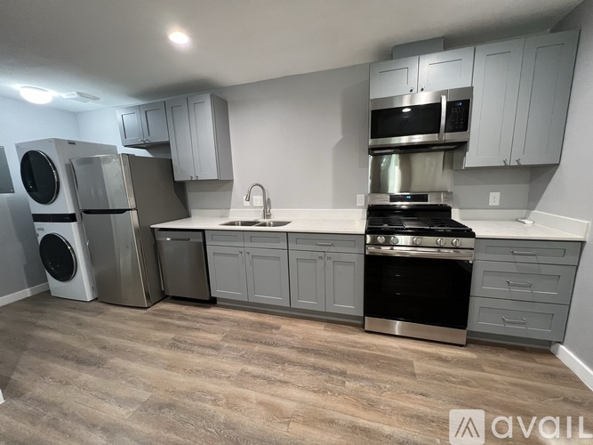1900 Corona Dr Unit B 1 Single Family Home for Rent - Photo gallery 5