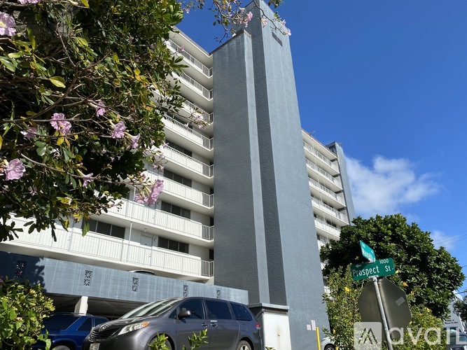 1011 Prospect St 1 Condo for Rent - Photo gallery 2