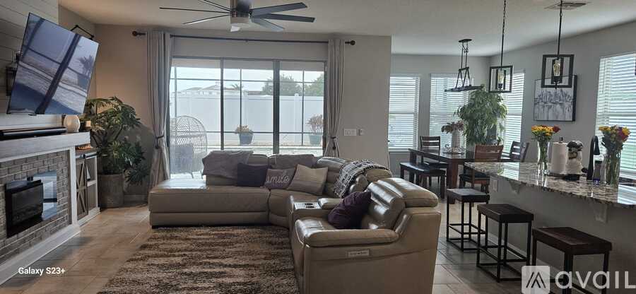 2002 Redbay Avenue 3 Beds Single Family Home for Rent - Photo gallery 5