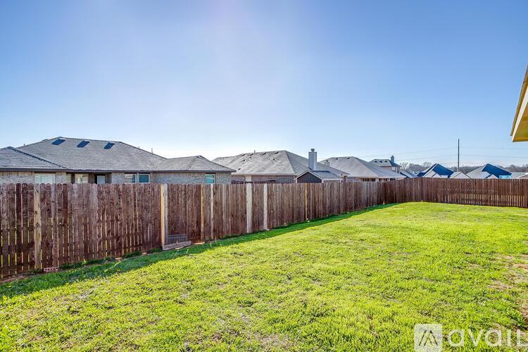 6512 Molly Anita Drive 4 Beds Single Family Home for Rent - Photo gallery 3