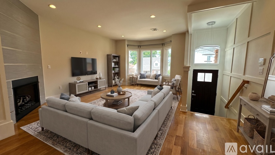 228 Lawton Ave 3 Beds Single Family Home for Rent - Photo gallery 2