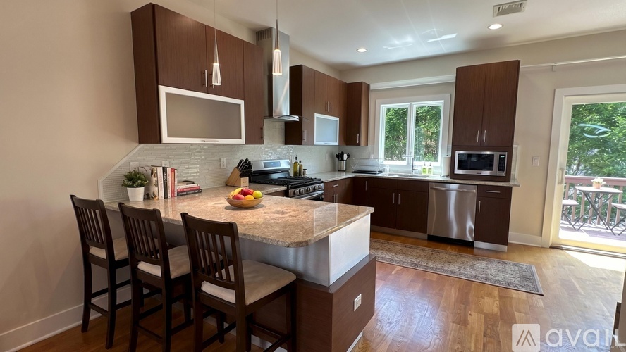 228 Lawton Ave 3 Beds Single Family Home for Rent - Photo gallery 4