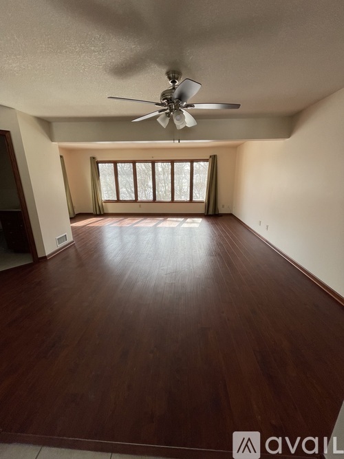 754 16th Avenue North 2 Beds Townhouse for Rent - Photo gallery 2