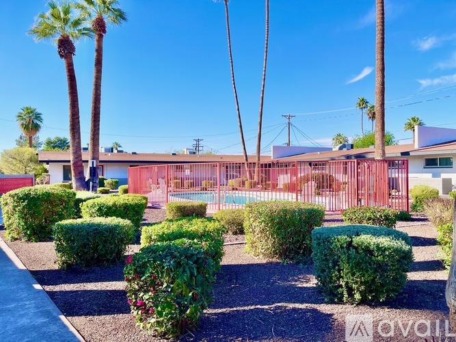 2726 E Glenrosa Ave 1 Apartment for Rent - Photo gallery 4