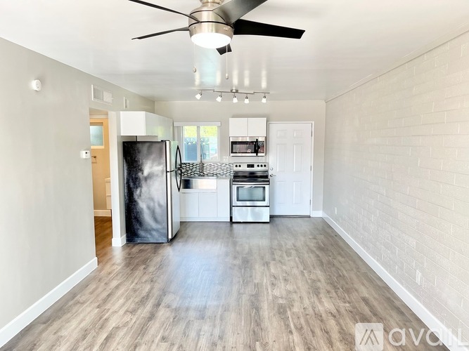 2726 E Glenrosa Ave 1 Apartment for Rent - Photo gallery 5