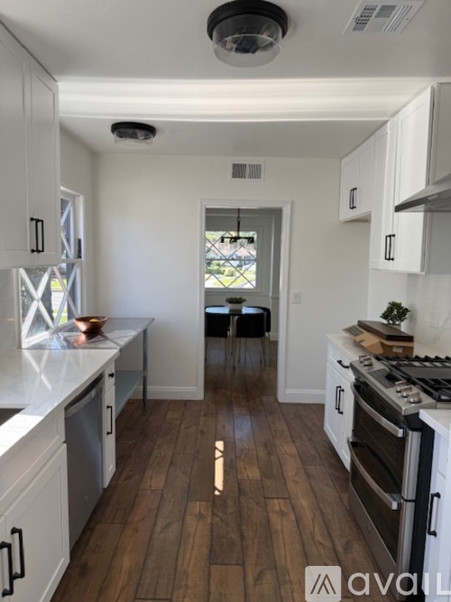 1424 Riverside Drive 3 Beds Single Family Home for Rent - Photo gallery 2